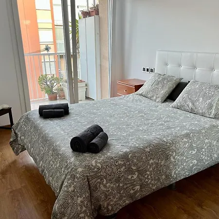 Large Apartment Near Fira And City Center L'Hospitalet de Llobregat Extérieur photo