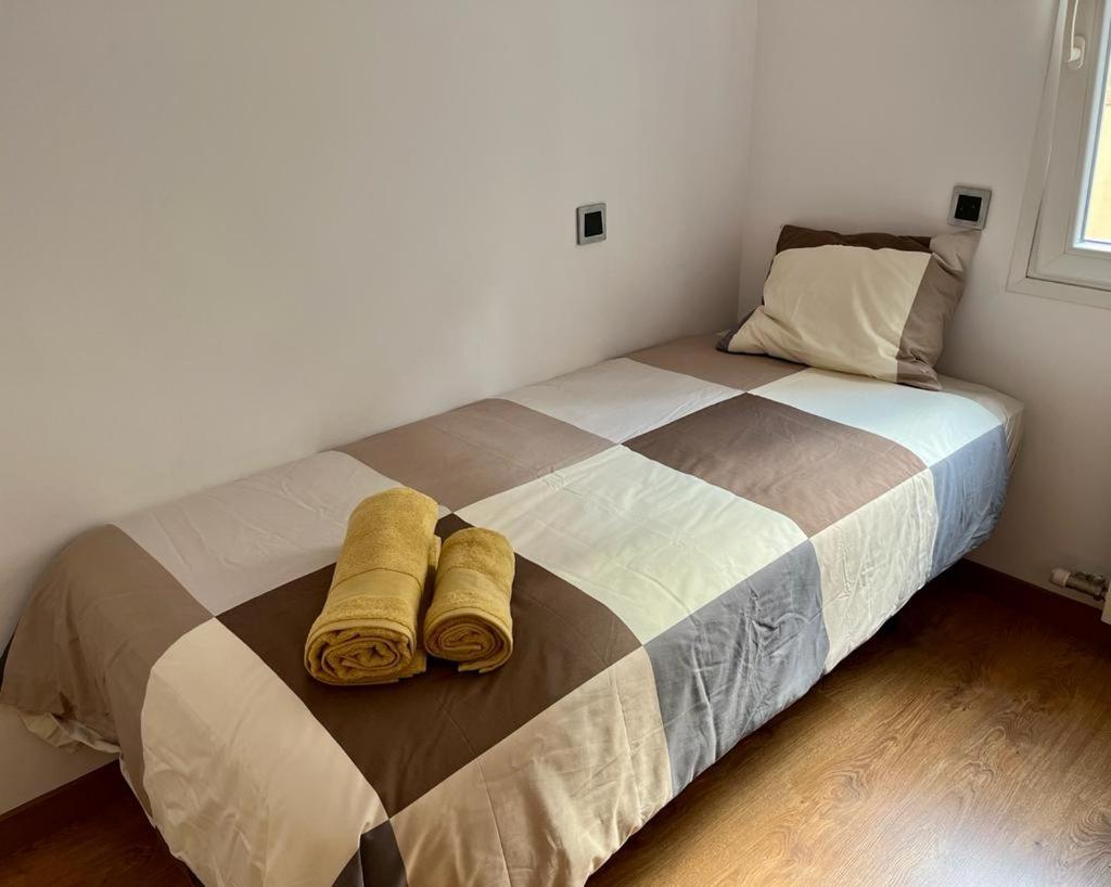Apartament Large Near Fira And Center *